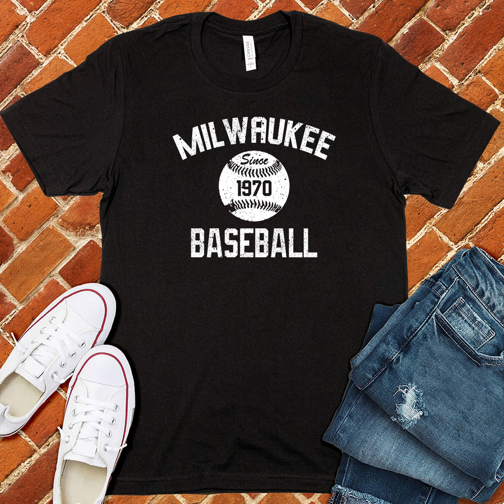 Milwaukee Baseball T-Shirt T-Shirt Tshirts.com Black S 