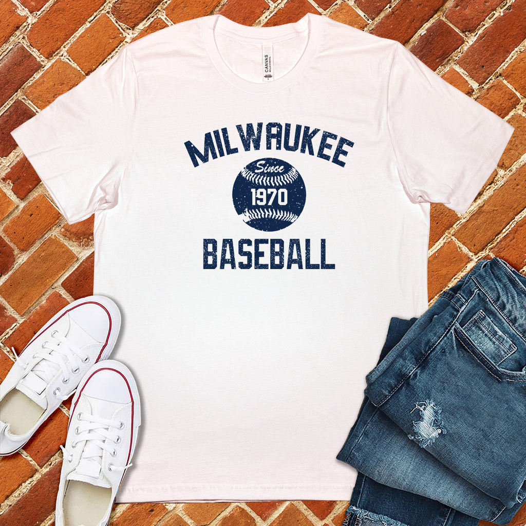 Milwaukee Baseball T-Shirt T-Shirt Tshirts.com White S 